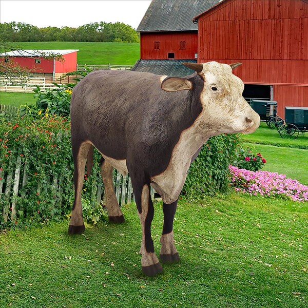 Design Toscano The Grand-Scale Wildlife Animal Collection: Hereford Steer Statue - NE80125