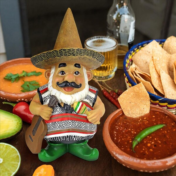 Design Toscano Pancho the Mariachi Garden Gnome Statue - QM16034
