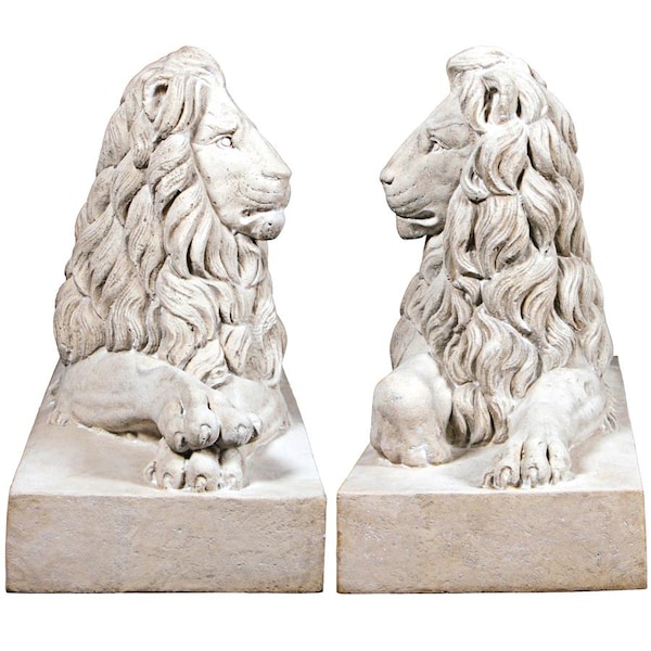 Design Toscano Castle Courtyard Lion Sentinel Statues: Set of Two - NE9160275