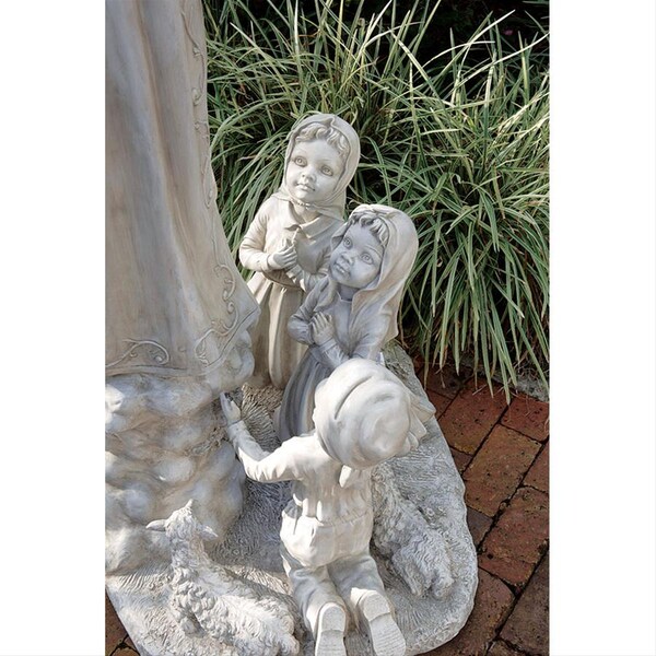 Design Toscano Our Lady of Fatima Grand Scale Sculpture - EU7101