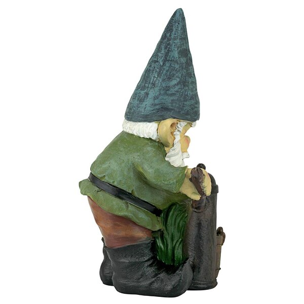 Design Toscano Water Pump Pete Garden Gnome Statue - QM2433500