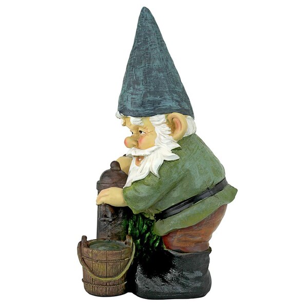 Design Toscano Water Pump Pete Garden Gnome Statue - QM2433500