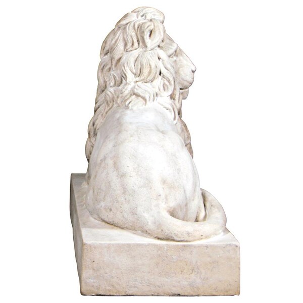 Design Toscano Castle Courtyard Lion Sentinel Statue: Head Right - NE1602751