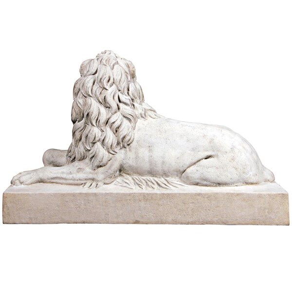 Design Toscano Castle Courtyard Lion Sentinel Statue: Head Right - NE1602751