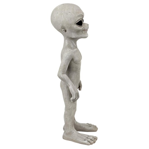 Design Toscano The Out-of-this-World Alien Extra Terrestrial Statue: Small - LY815032