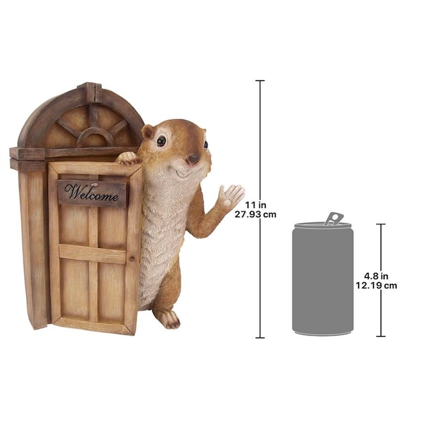 Design Toscano Garden Greetings Squirrel Welcome Tree House Door Sculpture - QM2673800