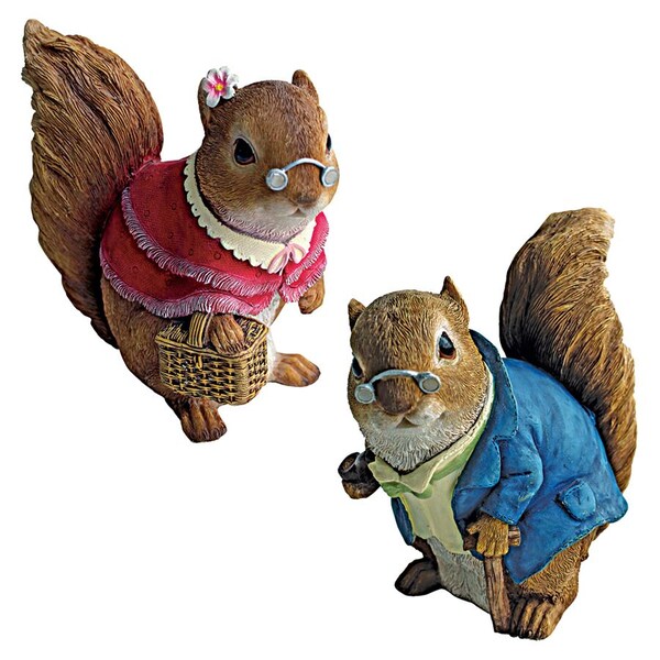 Design Toscano Grandmother and Grandfather Squirrel Statues: Set of Two - QM94685