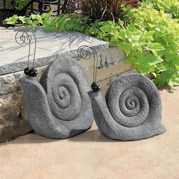 Design Toscano At a Snail's Pace Garden Gastropod Statues: Medium and Large Set - FU983892