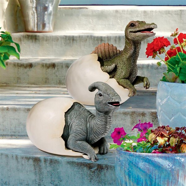 Design Toscano Prehistoric Dinosaur Egg Hatchling Garden Statues - QM9282470