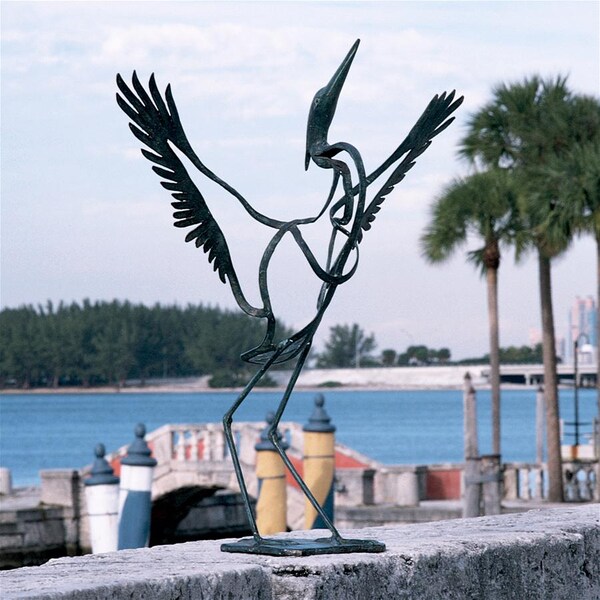 Design Toscano Winged Salute to the Sun Bronze Statue - AF19065