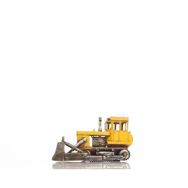 Homeroots Chevrolet Tow Truck Sculpture - 401177