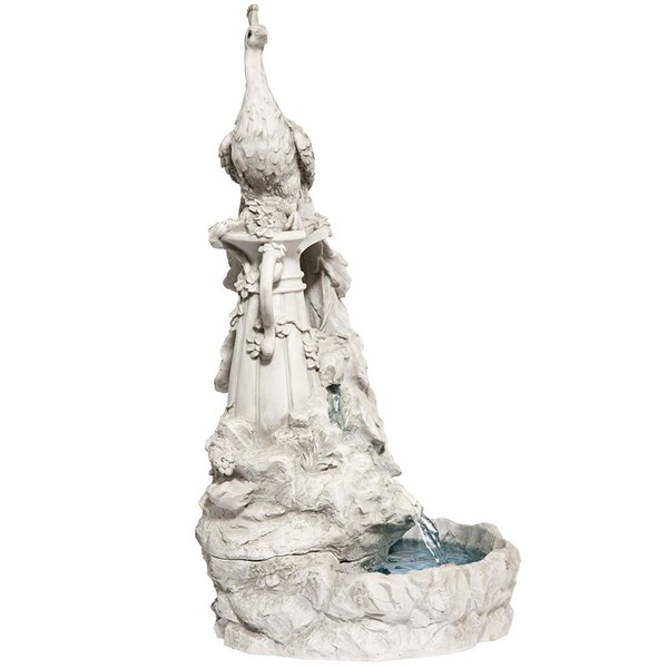 Design Toscano Staverden Castle Peacock Sculptural Fountain - KY6178
