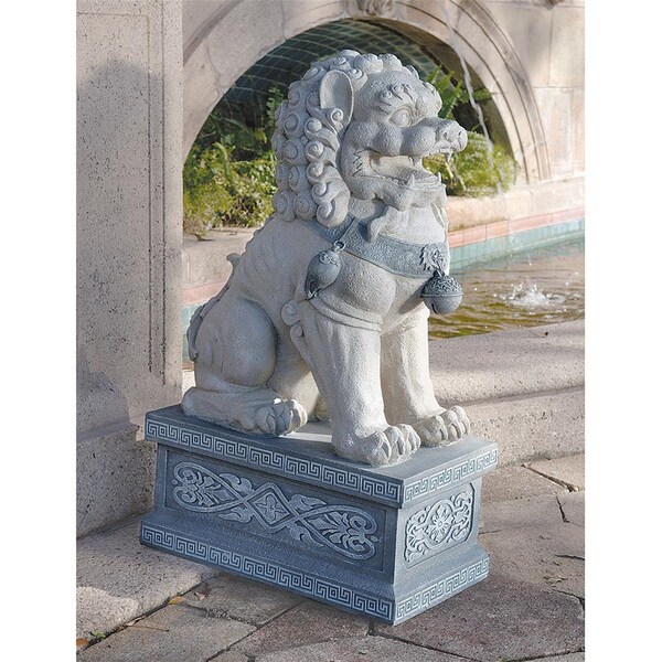 Design Toscano Giant Foo Dog of the Forbidden City Sculpture - NG31178