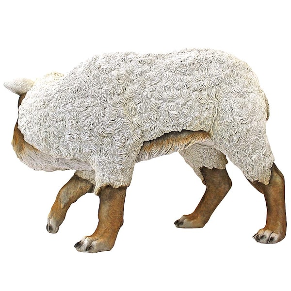 Design Toscano Wolf in Sheep's Clothing Garden Statue - QM2803500