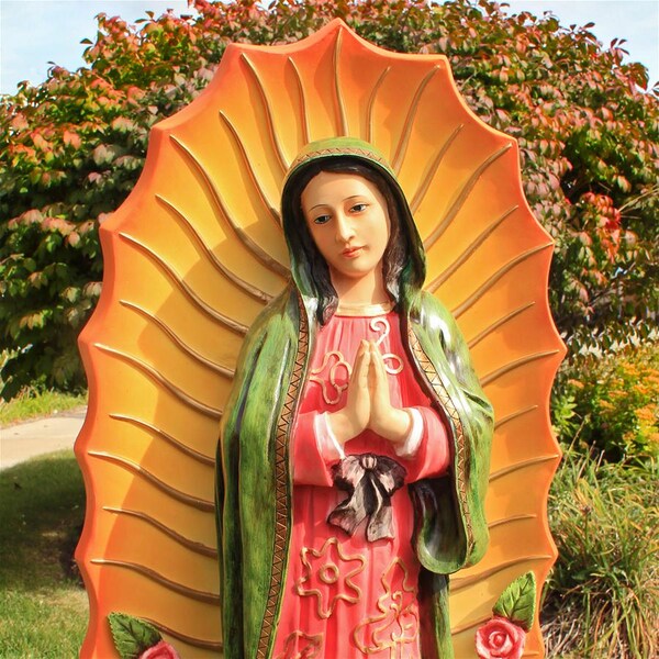 Design Toscano The Virgin of Guadalupe Religious Statue: Grande - KY1449