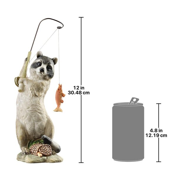 Design Toscano The Masked Fisherman Raccoon Statue - QM2374600