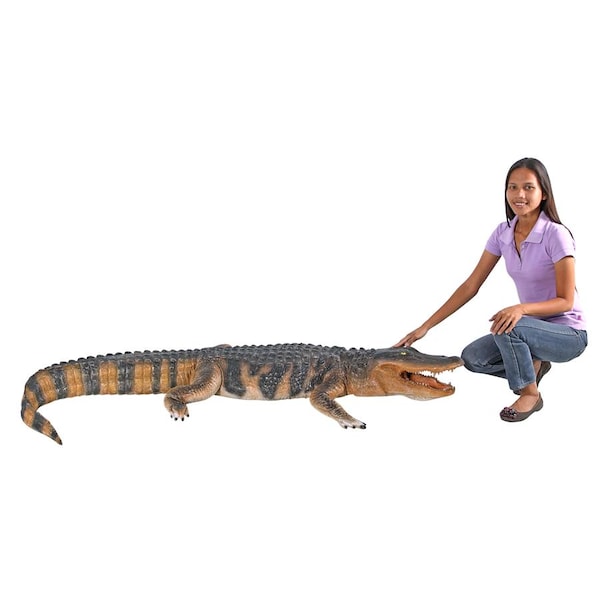 Design Toscano Stalking Swamp Predator: Alligator Garden Statue - NE80142