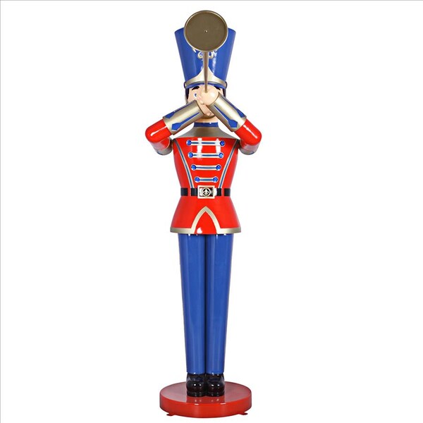 Design Toscano Giant Trumpeting Soldier Statue - NE140008