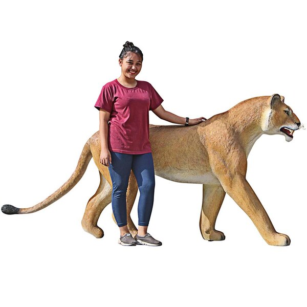 Design Toscano The Grande-Scale Wildlife Animal Collection: Lioness on the Prowl Statue - NE180220
