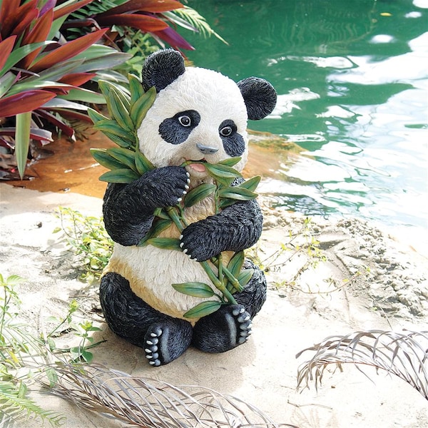Design Toscano Tian Shan, the Asian Panda Sculpture - NG34260