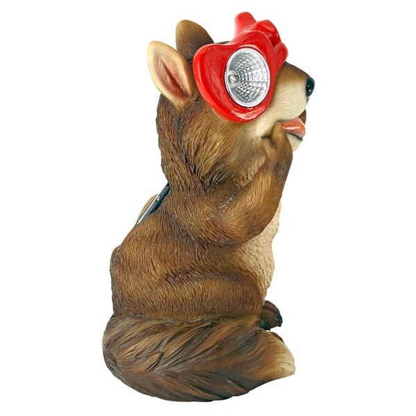Design Toscano Bright Eyes Solar Squirrel Garden Statue - QL58931