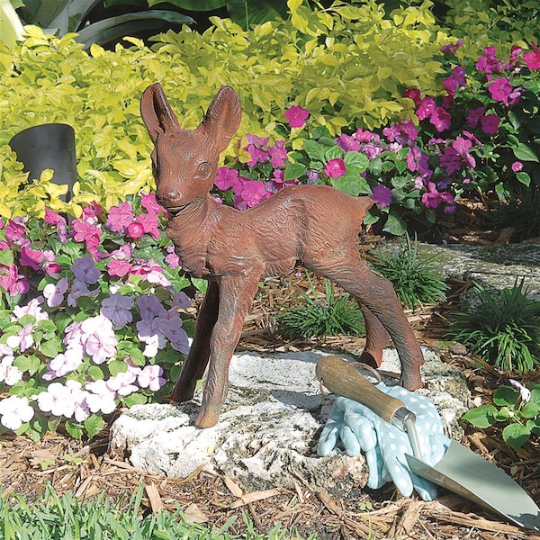 Design Toscano The Deer Fawn Sculpture - SP15006