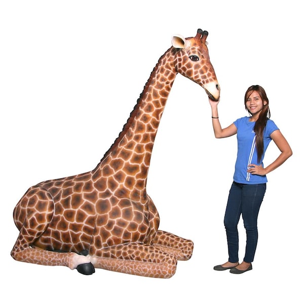 Design Toscano Dakarai Grande-Scale Sitting Giraffe Garden Statue - NE160022