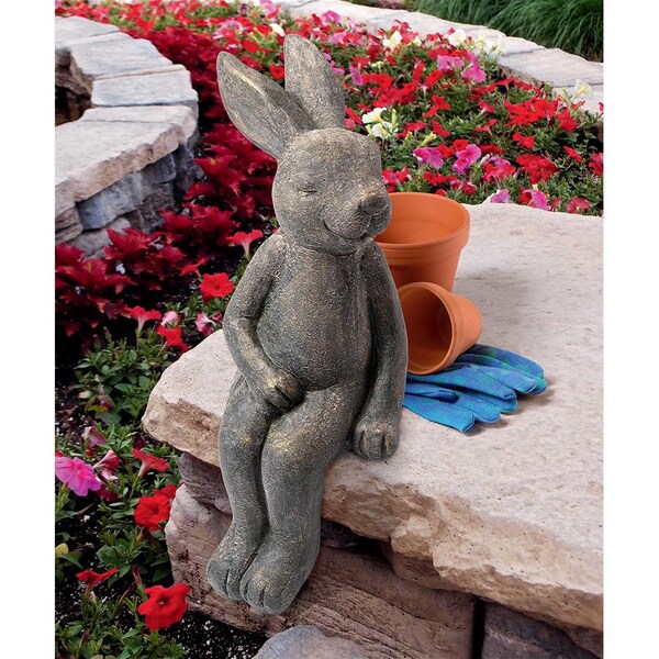 Design Toscano Residing Rabbit Sitting Bunny Statue - FU84558