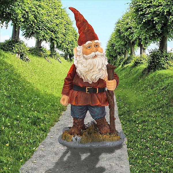 Design Toscano Dreamer the Garden Gnome Statue - EU90010