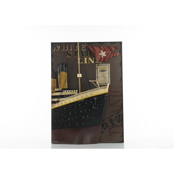 Homeroots 1912 RMS Titanic 3D Front Bow Painting - 401123