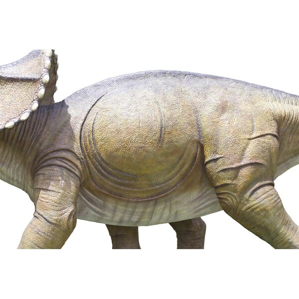 Design Toscano Giant Charging Titan Triceratops Dinosaur Statue - NE140098