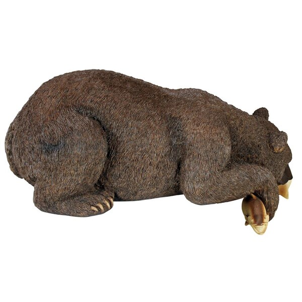 Design Toscano Catch of the Day Grand Bear Sculpture - DB383082