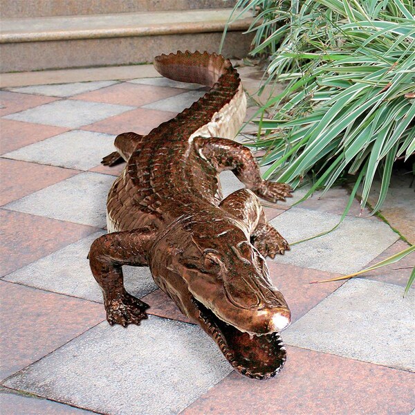 Design Toscano Prowling Alligator Cast Bronze Garden Statue - AS21592