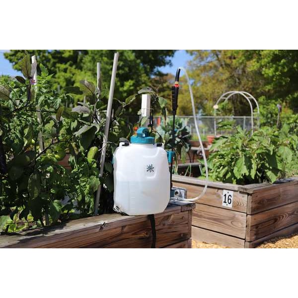 Spraymate 4 gal Backpack Sprayer, 5 ft L Hose, Adjustable Cone Nozzle Spray Pattern, 60 psi Max - SMSAAH-2
