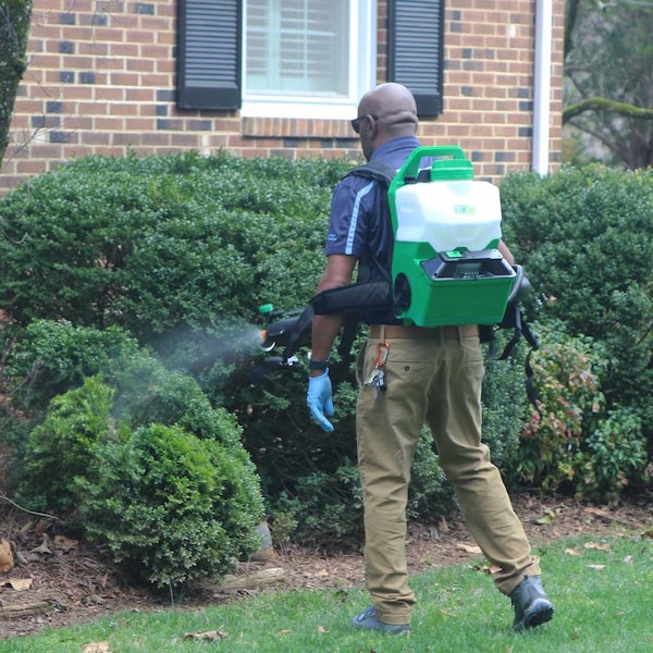 Flowzone Vortex 40V Battery Powered Backpack Mist Blower 2 Batteries 2.5-gal - FZFAKZ-B2