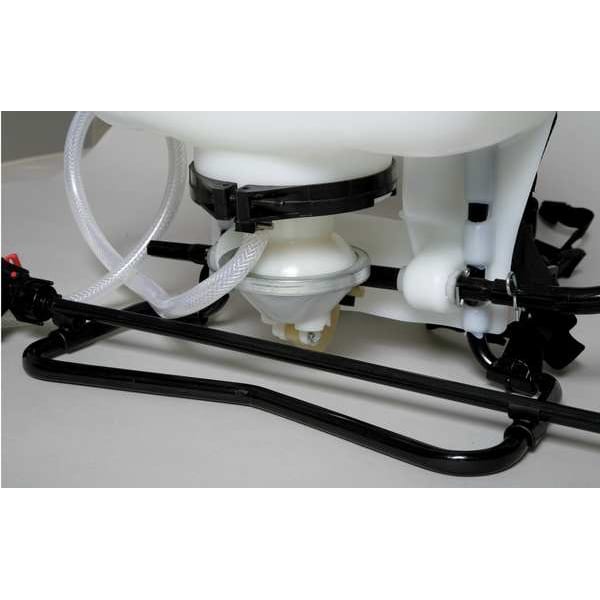 Chapin 4 gal Backpack Sprayer, Polyethylene, 48 in L Hose, 90 PSI, Cone/ Fan Nozzle Spray Pattern, Manual - 64800