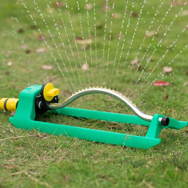 Gardenised Oscillating Water Sprinkler With 18 Nozzle Jets - QI003955