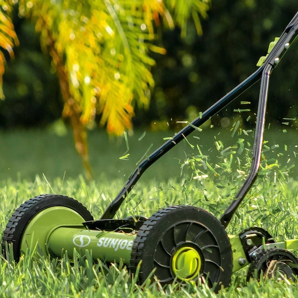 Sun Joe Manual Reel Mower, 14-Inch, Quad Wheel, 9-Position - MJ503M