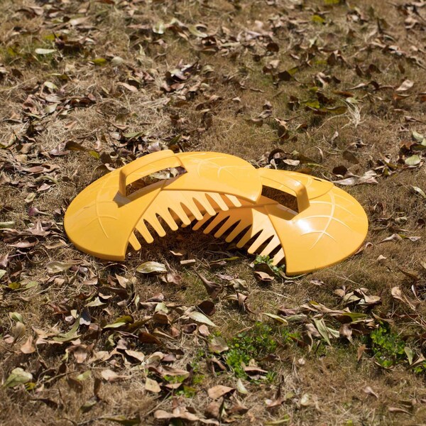 Gardenised Decorative Pair of Leaf Scoops, Hand Rakes for Lawn and Garden Cleanup, Yellow - QI003286.YL