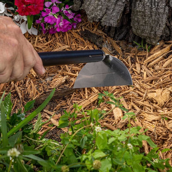 Nisaku Handheld Garden Hoe, Steel, 4.75" Blade - NJP110