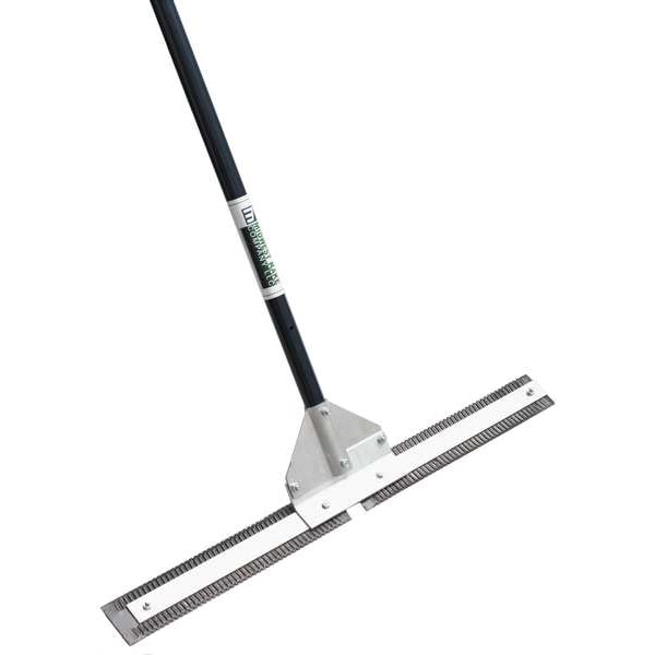 Seymour Midwest 184-tine Weed Eradicator with 132"L Aluminum Handle - 87028GR