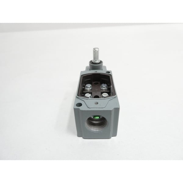 Allen Bradley Interruptor de límite OIL TIGHT de 120-600V-AC - 802T-A