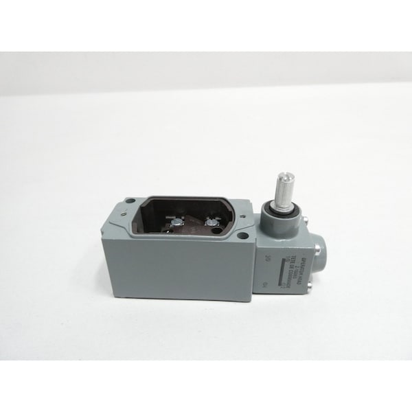 Allen Bradley Interruptor de límite OIL TIGHT de 120-600V-AC - 802T-A