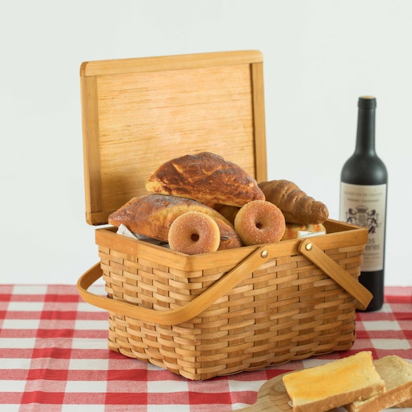 Vintiquewise Woodchip Picnic Storage Basket with Cover and Movable Handles, Small - QI004013.S