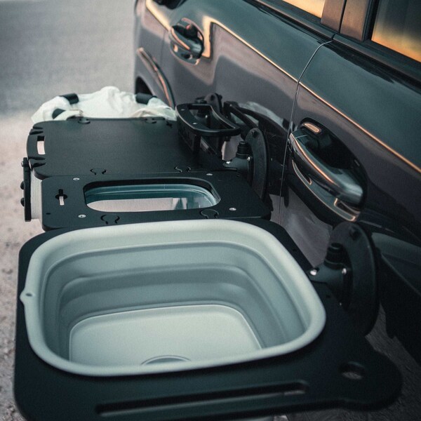 Seasucker Portable, Rubbermaid Container Only, 9 Inch Length x 17 Inch Width x 12 Inch Height, Black - SM9102B