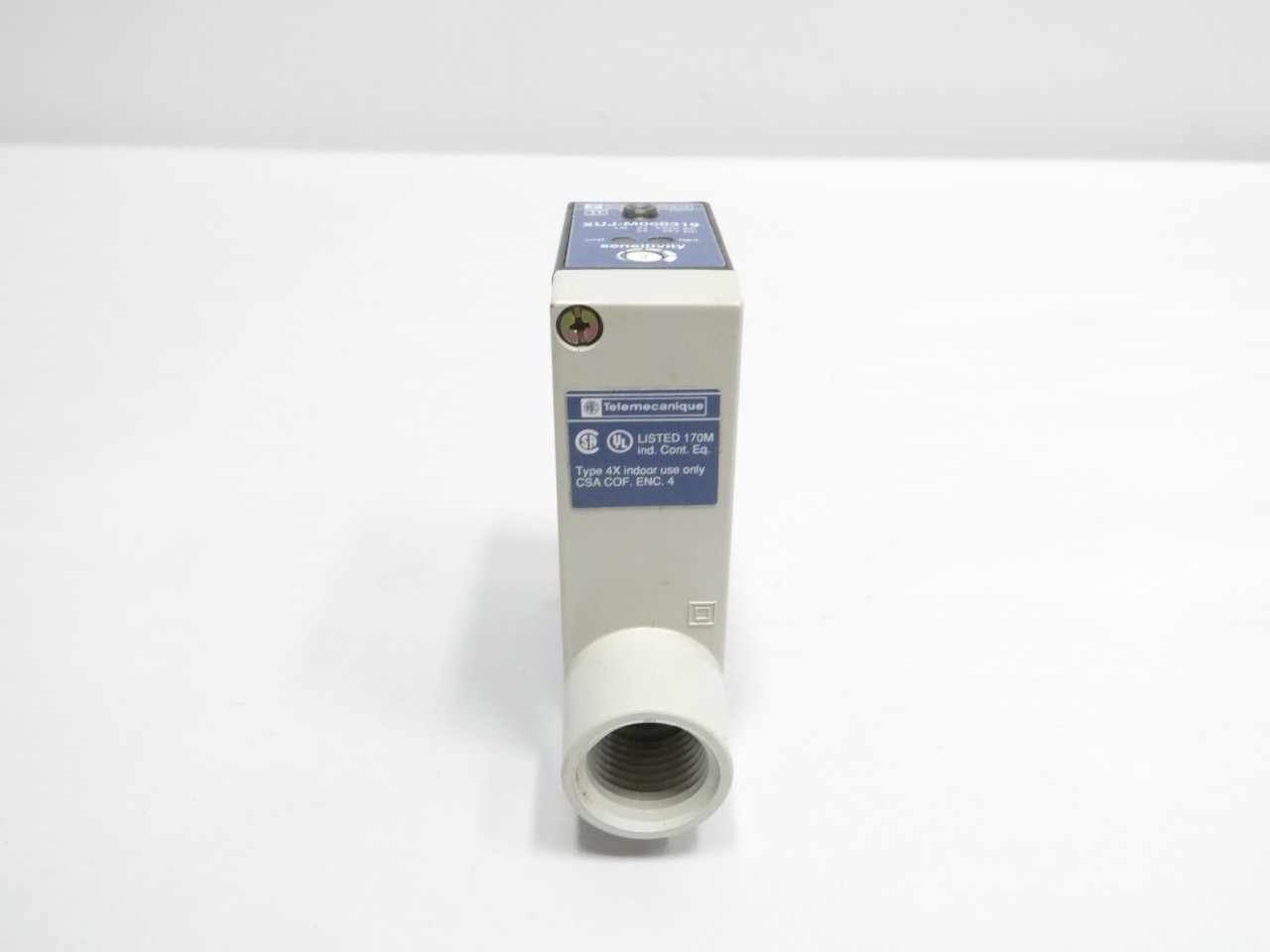 TELEMECANIQUE XUJ-M060319 24-240V-AC 24-48V-DC PHOTOELECTRIC SENSOR