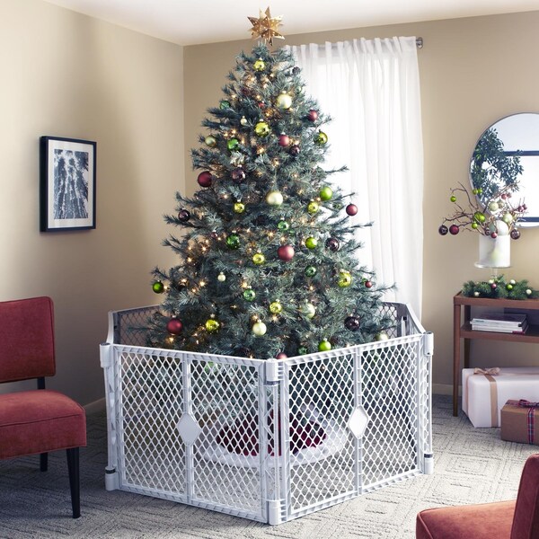 North States Industries North States Superyard Gray 26 in. H X 18.5 in. W Plastic Child Safety Gate - 8666