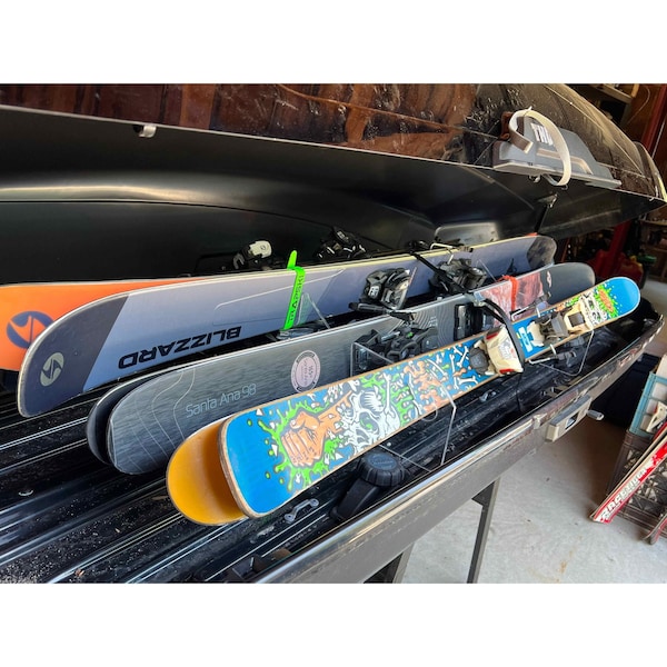 Trapski LowPro M Ski/Snowboard Rack Insert for Rooftop Cargo Box, Charcoal, Holds 3 Pairs of Skis - LOWPRO3-M-CHL