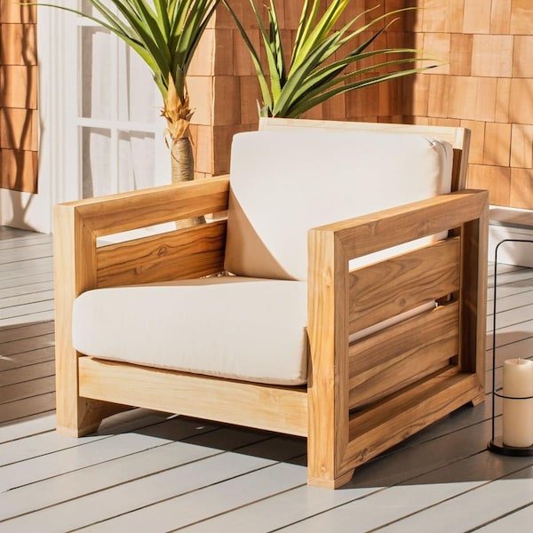 Safavieh Guadeloupe Outdoor Teak Club Chair, Natural & White - CPT1007A