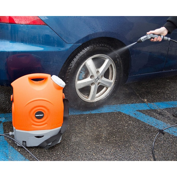 Ivation Multi-Purpose Smart Washer 12-Volt Car Plug with 4.5 Gallon Water Tank - IVASWASHER